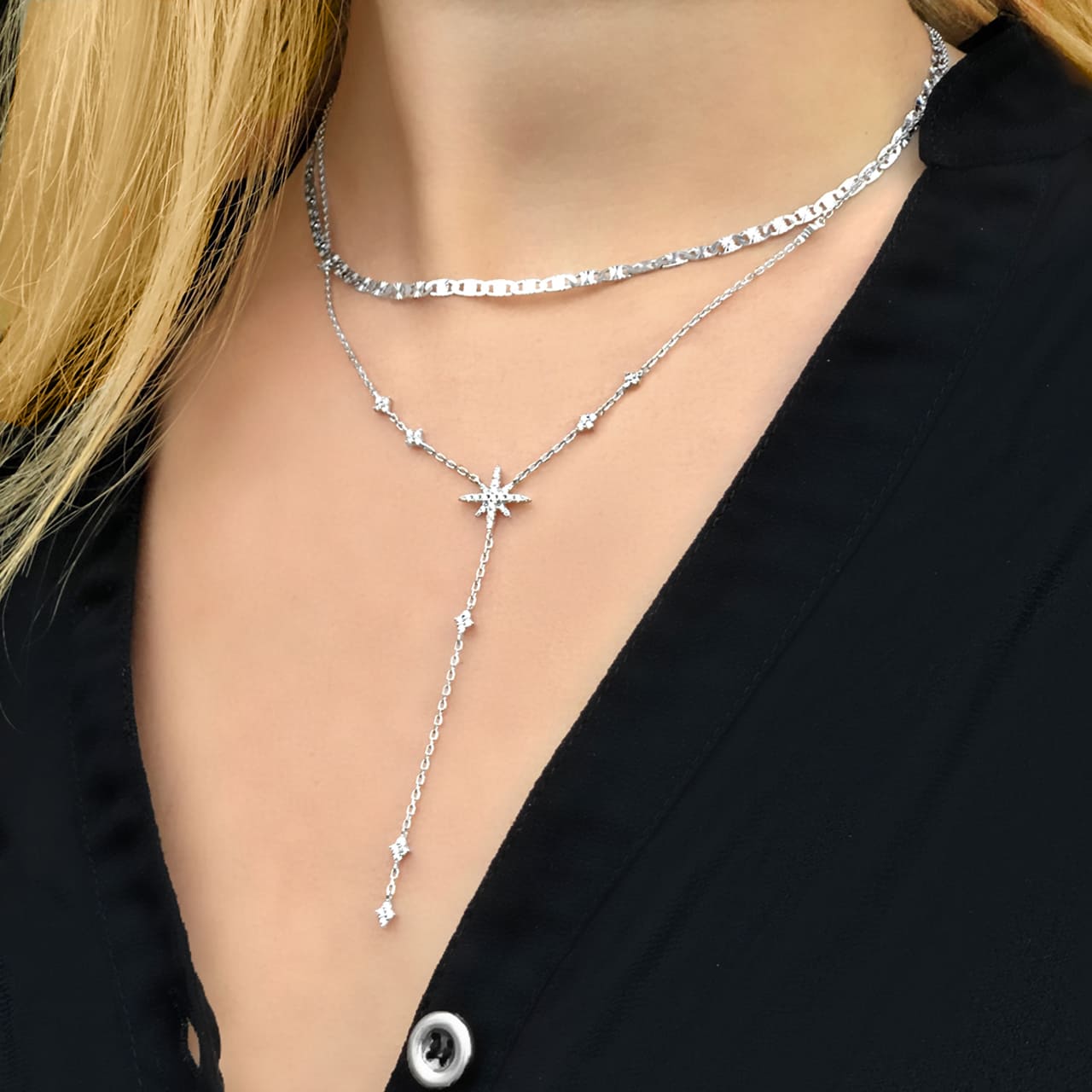 Funkelnde Sternen-Halskette im Y-Design aus rhodiniertem Silber und Zirkonia im Schweizer Online Shop